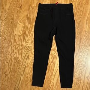 SPANX Black Sweatpants with Tapered Leg Design